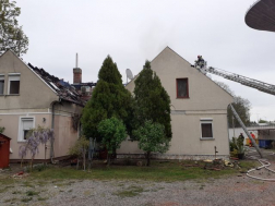 Nyolc lakásos társasházban csaptak fel a lángok